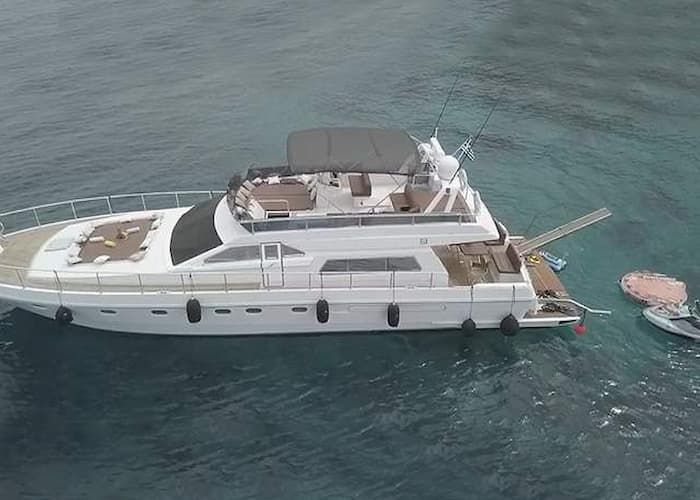 Ferretti yacht, rent yacht Mykonos, yachting Mykonos