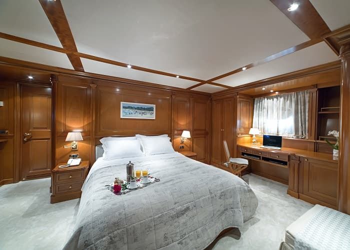 Yacht suite, yacht accommodation, yacht Athens