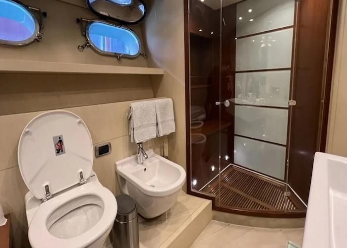 yacht bathroom, superyacht inner spaces, interior spaces