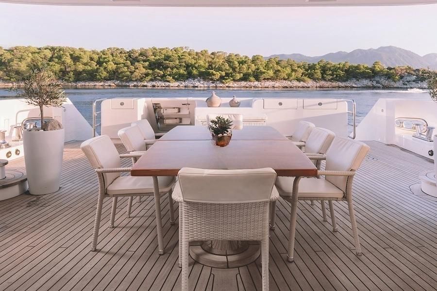 superyacht deck, luxury dining, luxury event planning, yacht concierge