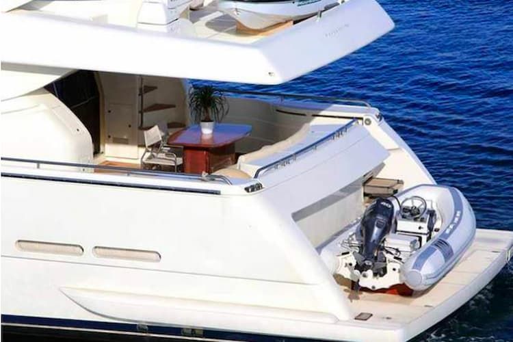 Paros yacht charter, Mykonos yacht charter, Cyclades yachts