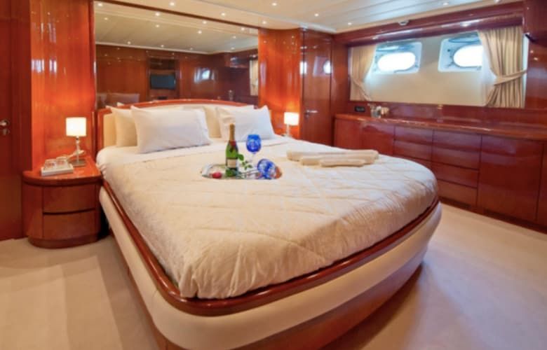 yacht beds, yacht accommodation