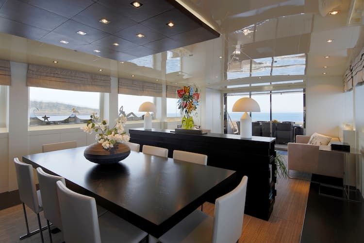 luxury yacht inner, luxury yacht Greece, luxurious inner