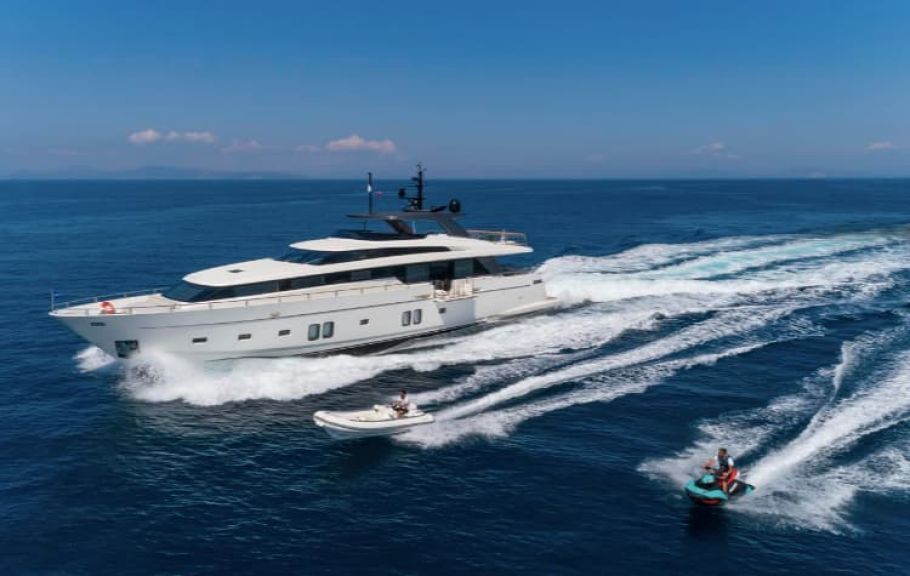 Luxury Yacht Charter Mediterranean. Yacht Charter Center